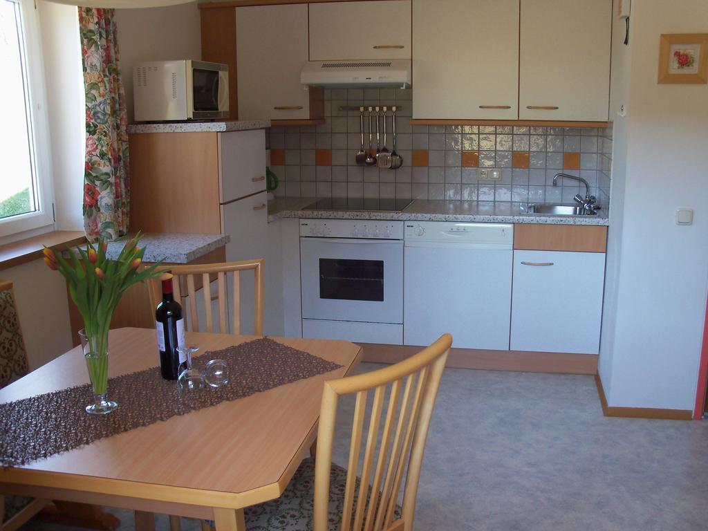 Haus Mary Apartment Russbach am Pass Gschuett Ngoại thất bức ảnh